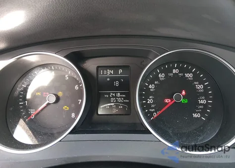 2016 Volkswagen Jetta 1.4T S z USA, uszkodzony, nr VIN 3VW267AJ3GM258623